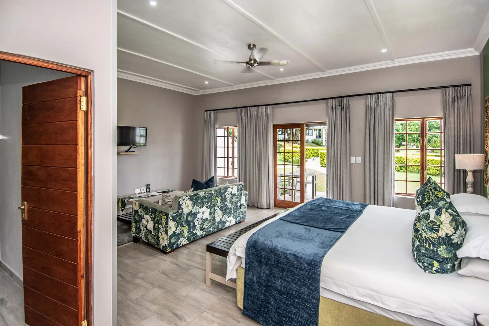 Waterberry Luxury Suite